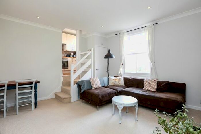 1 Bedroom Flat To Rent In Arterberry Road, London, SW20