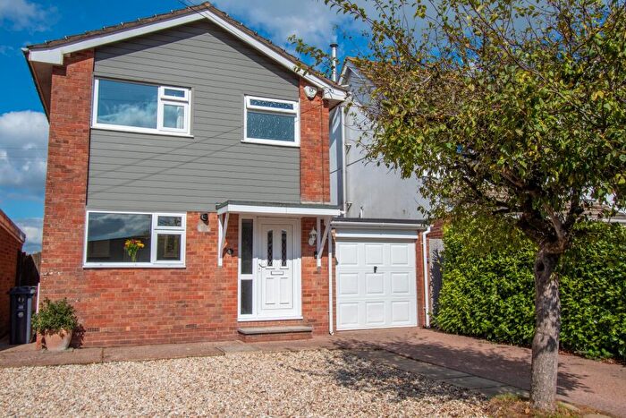 3 Bedroom Detached House For Sale In Lincoln Close, Feniton, EX14