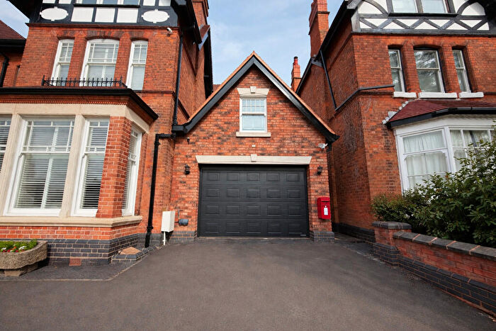 Studio To Rent In Tudor Hill, Sutton Coldfield, B73