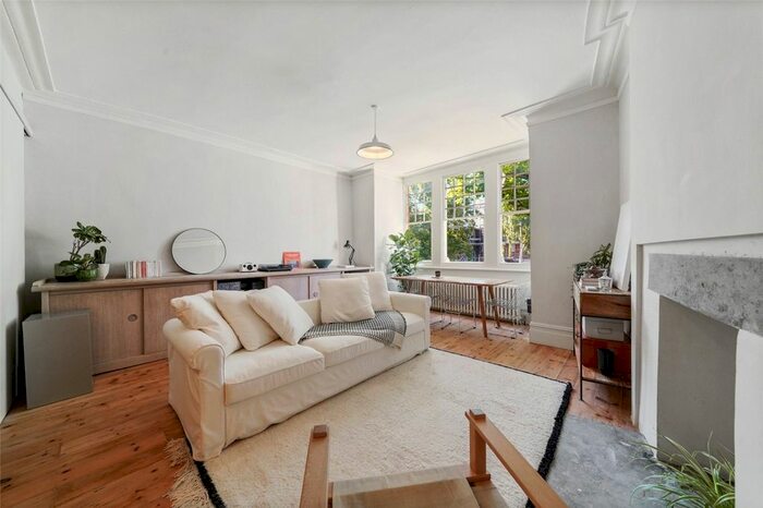 1 Bedroom Flat To Rent In Devonshire Road, Forest Hill, SE23