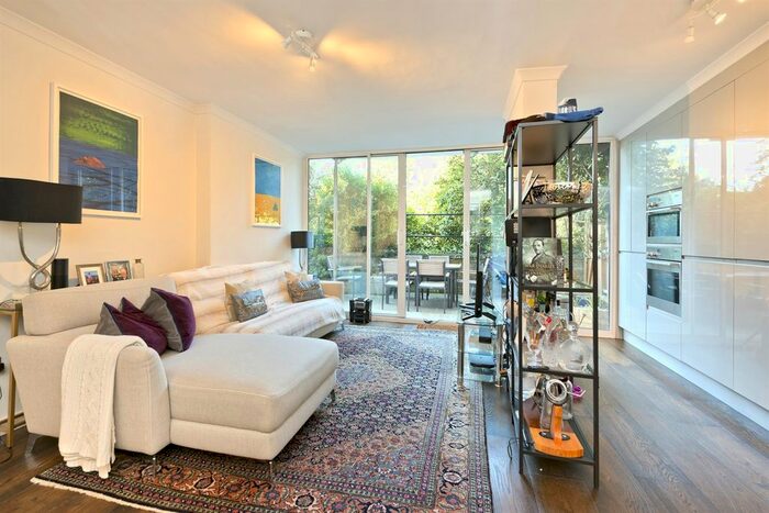 2 Bedroom Flat To Rent In Ladbroke Grove, London, W11