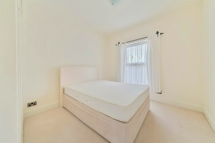 3 Bedroom Apartment For Sale In The Fort, Cawsand, Torpoint, PL10