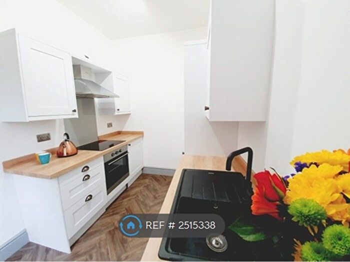 2 Bedroom Flat To Rent In At, Long Eaton, Nottingham, NG10