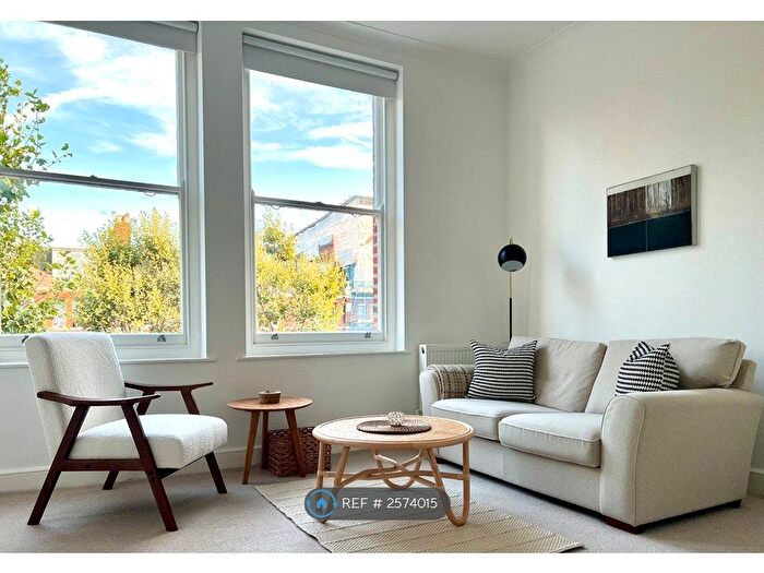 1 Bedroom Flat To Rent In Sutherland Avenue, London, W9