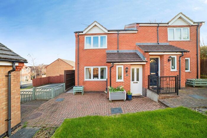 3 Bedroom Semi-Detached House For Sale In Leander Close, Sutton-In-Ashfield, NG17