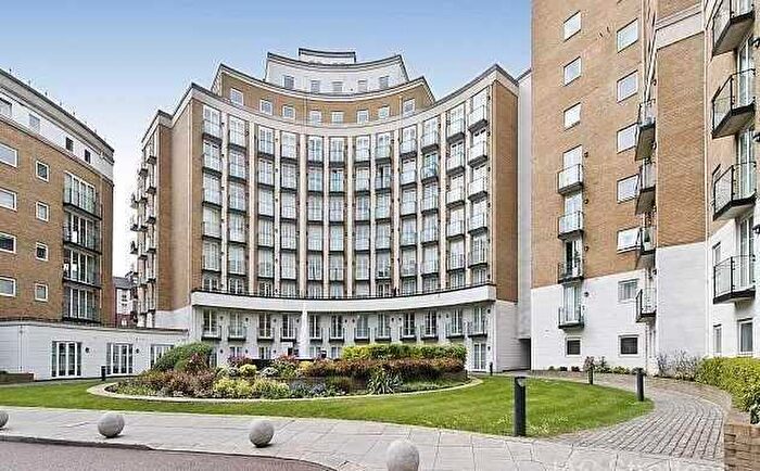3 Bedroom Apartment To Rent In Palgrave Gardens, London, NW1