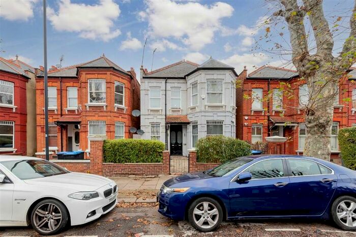 2 Bedroom Flat To Rent In Anson Road, London, NW2