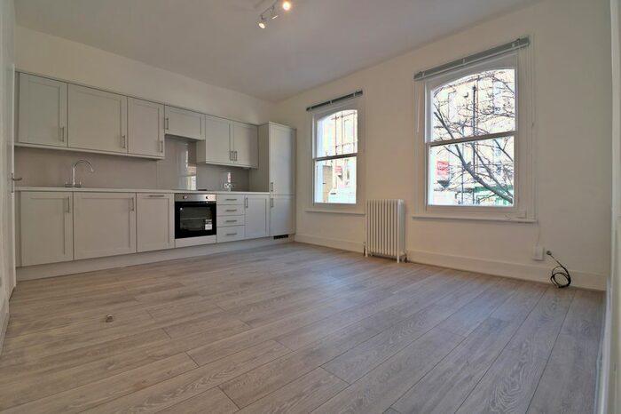 1 Bedroom Flat To Rent In Churchfield Road, London, W3
