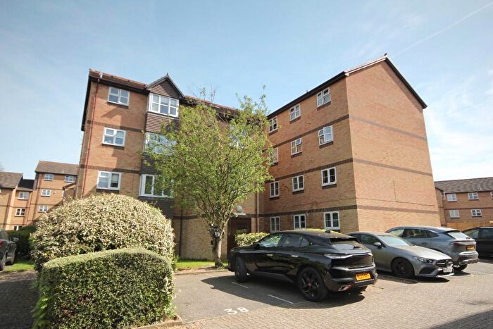 1 Bedroom Flat For Sale In Rossetti Road, London, SE16