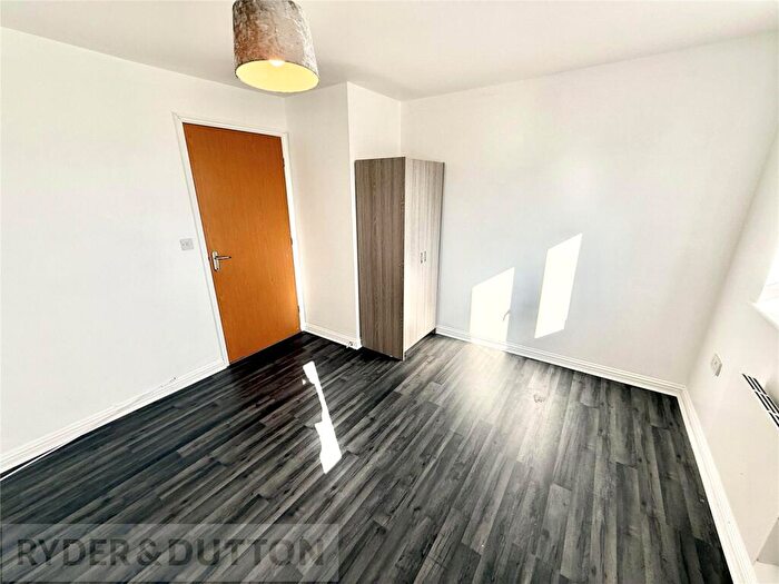 2 Bedroom Apartment To Rent In Silchester Drive, Manchester, Greater Manchester, M40