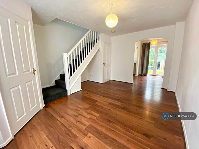 2 Bedroom Terraced House To Rent In Mead Grove, Leeds, LS15