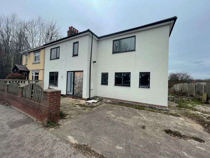 Houses for sale & to rent in S71 5HT, Harold Avenue, Monk Bretton Barnsley