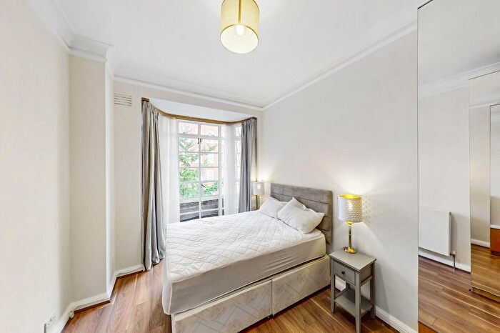 2 Bedroom Flat To Rent In Dorset House, Gloucester Place, London, NW1