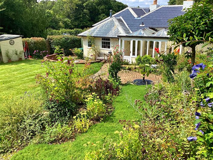 3 Bedroom Bungalow For Sale In Ivy Lane, Bells Yew Green, Tunbridge Wells, East Sussex, TN3