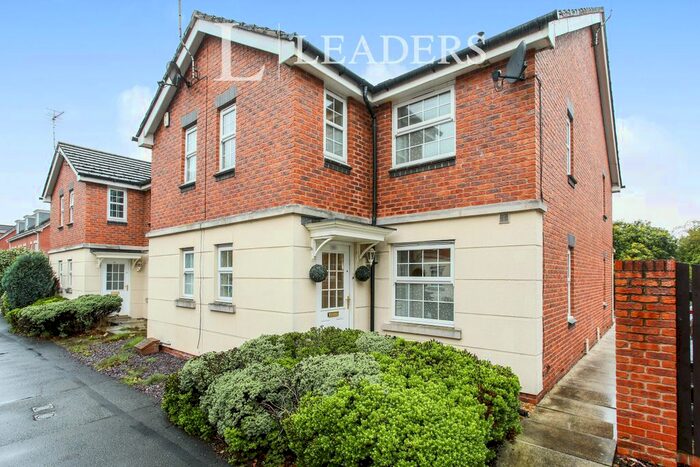 2 Bedroom Town House To Rent In Clonners Field, Stapeley, Nantwich, CW5