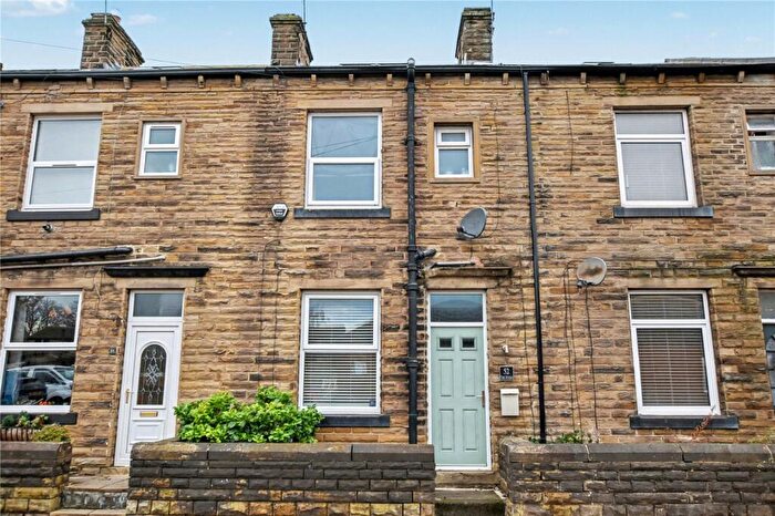 3 Bedroom Terraced House For Sale In The Nooks, Gildersome, Morley, Leeds, LS27