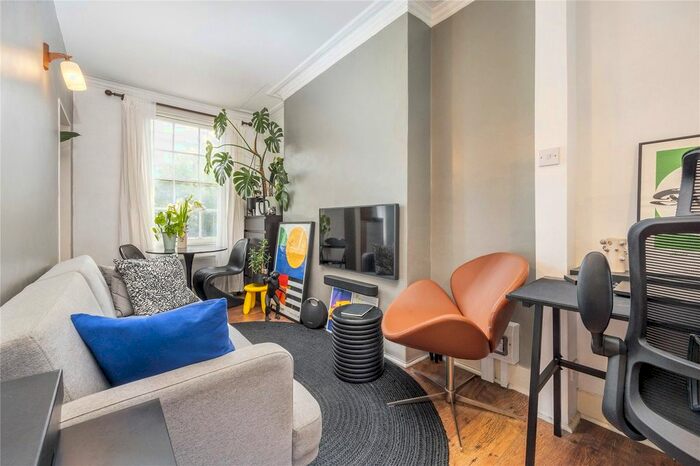 1 Bedroom Flat To Rent In Caledonian Road, Marina One, N1