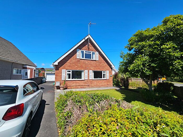 3 Bedroom Detached House To Rent In Broadmead Crescent, Swansea, SA3