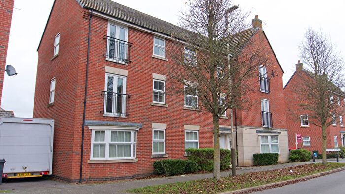 2 Bedroom Flat For Sale In Brompton Road, Hamilton, Leicester, LE5