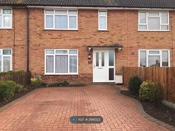 3 Bedroom Terraced House To Rent In Lammas Walk, Leighton Buzzard, LU7