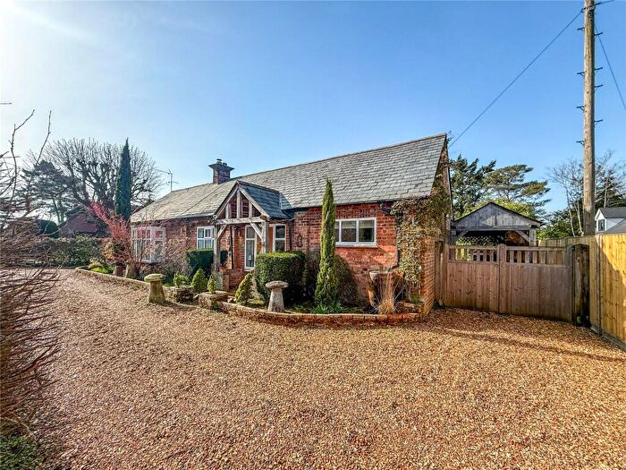 2 Bedroom Bungalow For Sale In Hurn Way, Christchurch, Dorset, BH23