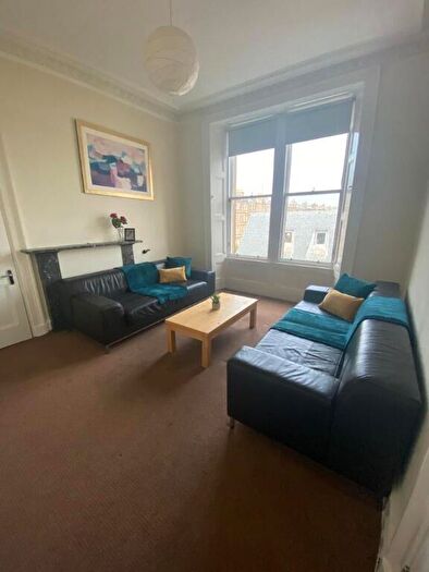 1 Bedroom Flat To Rent In Morningside Road (Room ), Morningside, Edinburgh, EH10