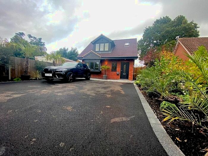 3 Bedroom Detached House To Rent In Ashdale Close, Coventry, CV3