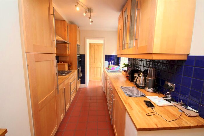 3 Bedroom Property To Rent In Oxford Terrace, Guildford GU1