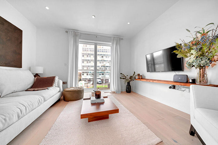 1 Bedroom Apartment To Rent In Ongar Road, Brentwood, CM15