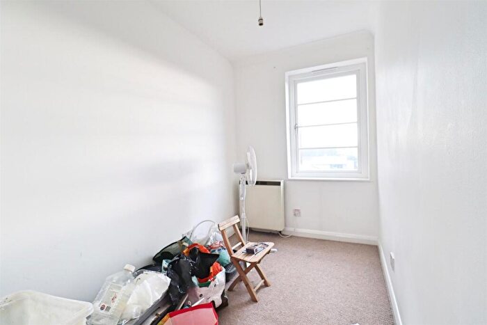 2 Bedroom Apartment To Rent In Silks Way, Braintree, CM7