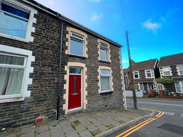 3 Bedroom Terraced House To Rent In Pencerrig Street, Pontypridd, CF37
