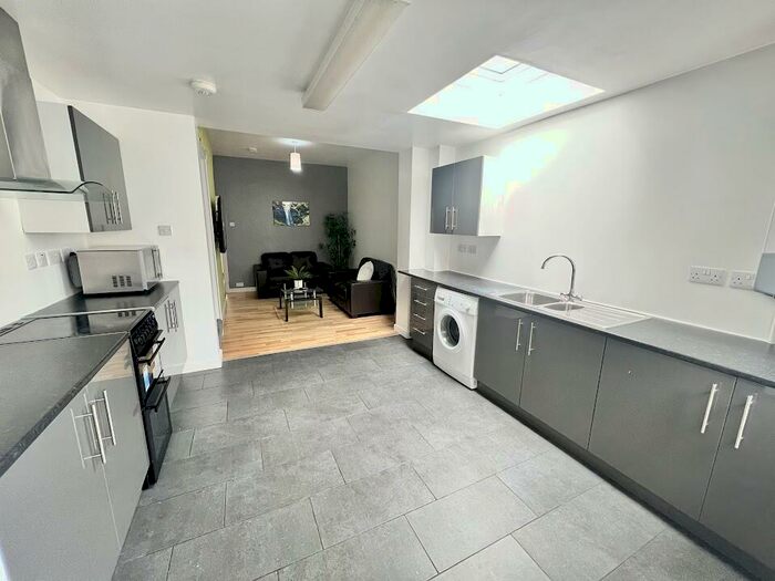 3 Bedroom Terraced House To Rent In Vecqueray Street, Coventry, West Midlands, CV1