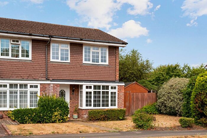 3 Bedroom Terraced House For Sale In Trenchard Close, Hersham Village, KT12