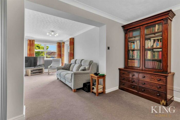 4 Bedroom Detached House For Sale In Nine Days Lane, Wirehill, Redditch, B98