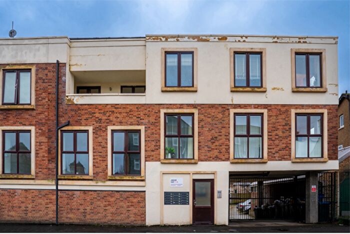 2 Bedroom Apartment To Rent In Langham Court, A Suffolk Road, London, SE25