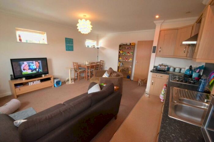 2 Bedroom Flat To Rent In North Walsham Road, Norwich, NR6