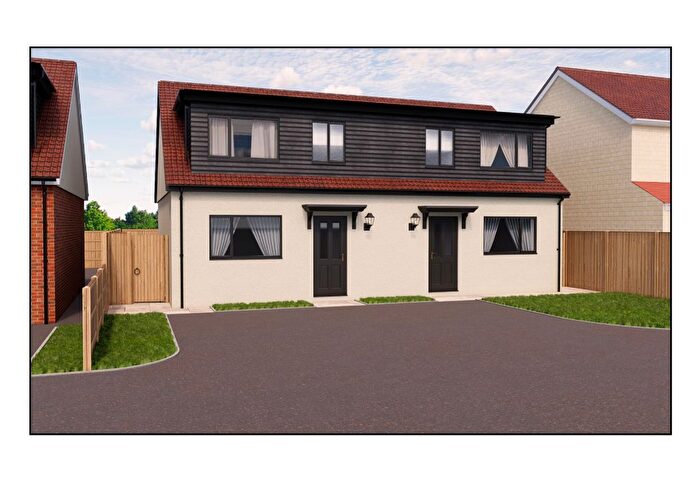 3 Bedroom Semi-Detached House To Rent In Cheddon Road, Taunton, TA2