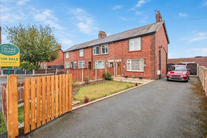 3 Bedroom Town House For Sale In Henderson Avenue, Normanton, WF6