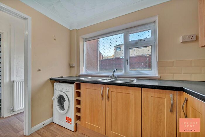 3 Bedroom Terraced House For Sale In Gruffydd Drive, Caerphilly, CF83