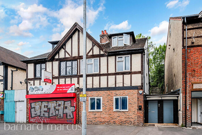 2 Bedroom Apartment To Rent In Brighton Road, Hooley, Coulsdon, CR5