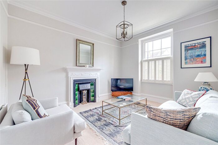 3 Bedroom Flat For Sale In Arundel Mansions, Kelvedon Road, SW6