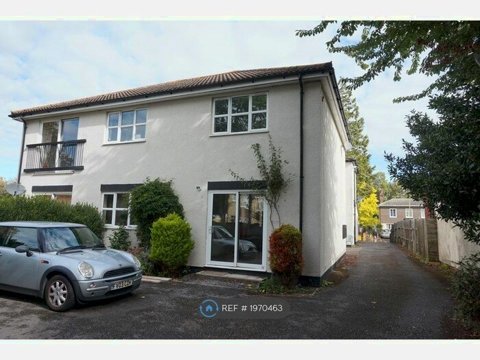 1 Bedroom Flat To Rent In Obelisk Road, Southampton, SO19