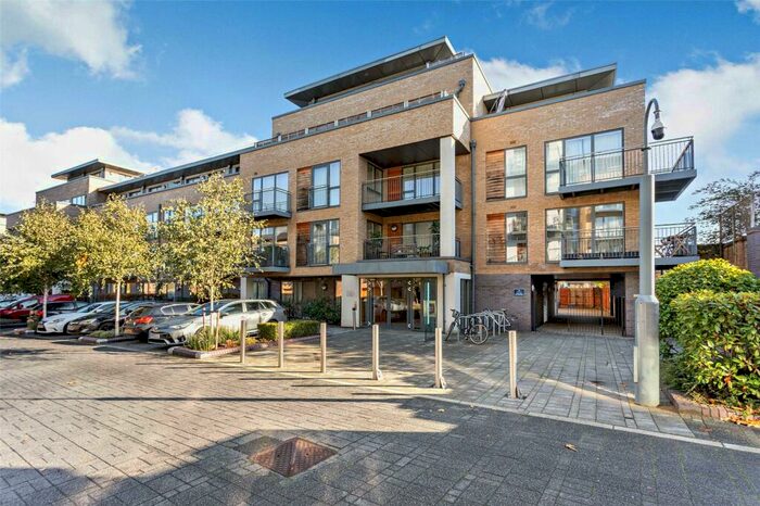 Apartment To Rent In Newton Court, Kingsley Walk, Cambridge, CB5