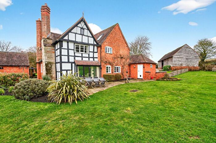 5 Bedroom Property For Sale In Pumphouse Lane Hanbury Droitwich, Worcestershire, WR9