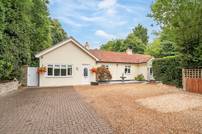 4 Bedroom Bungalow For Sale In Frimley Road, Ash Vale, Surrey, GU12