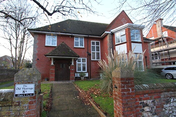 2 Bedroom Flat For Sale In Grassington Road, Eastbourne, BN20