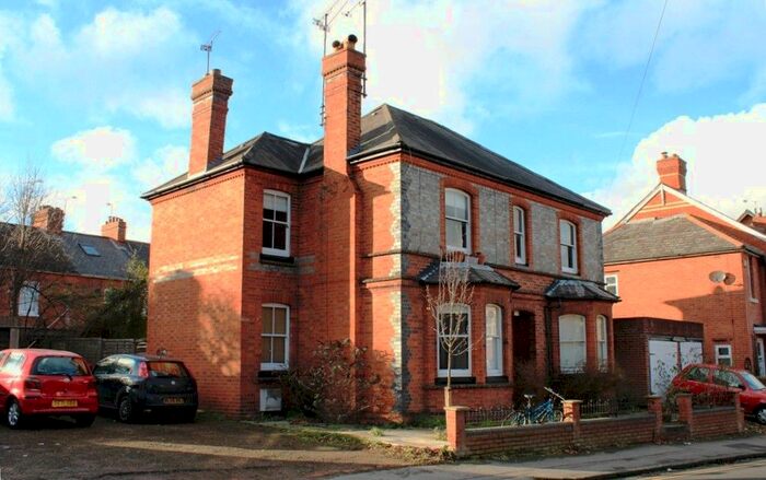 1 Bedroom Flat To Rent In Eastern Avenue, Earley, Reading, RG1