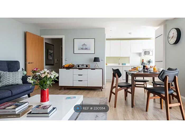 2 Bedroom Flat To Rent In Mitre House, Brighton, BN1