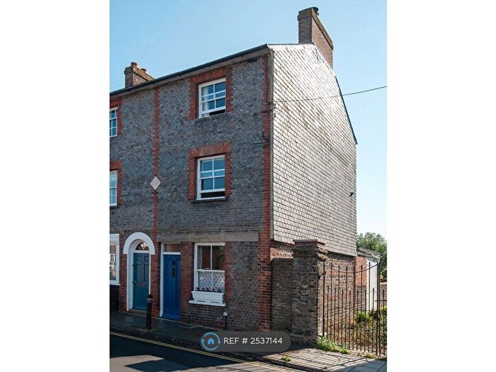 3 Bedroom Terraced House To Rent In Priory Street, Lewes, BN7