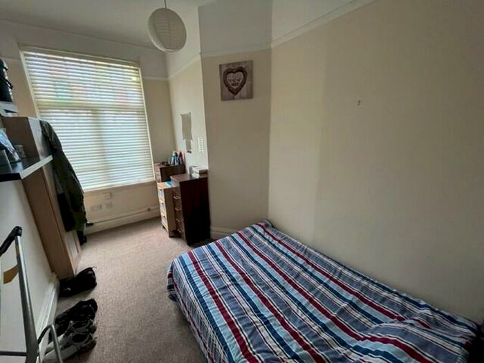 14 Bedroom House Of Multiple Occupation For Sale In Herrick House